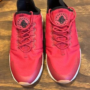 Nike HUARACHE Run Ultra..🏃‍♀️🏃‍♀️ size 8.5